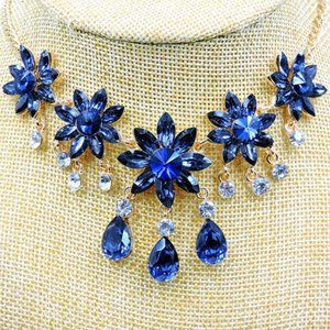 Elegant Blue Flower JEWELS Rhinestone BJ Necklace